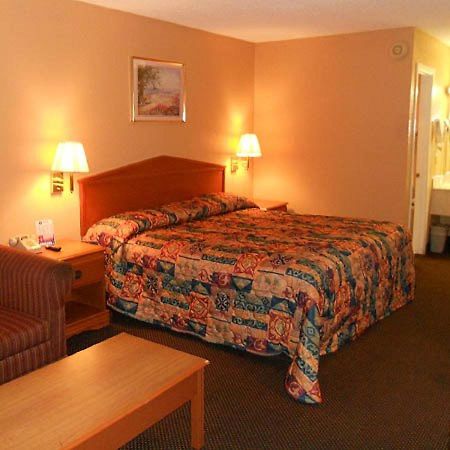 Relax Inn Grenada Luaran gambar